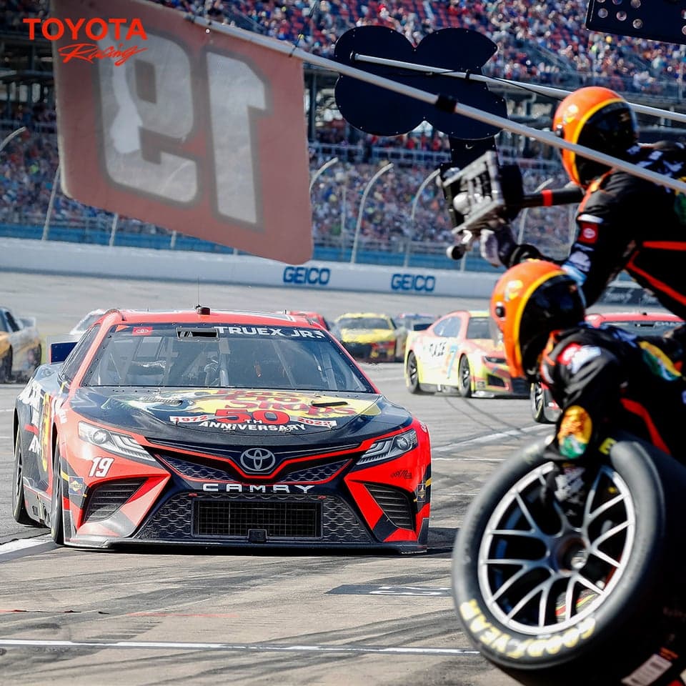 It takes a team to win!