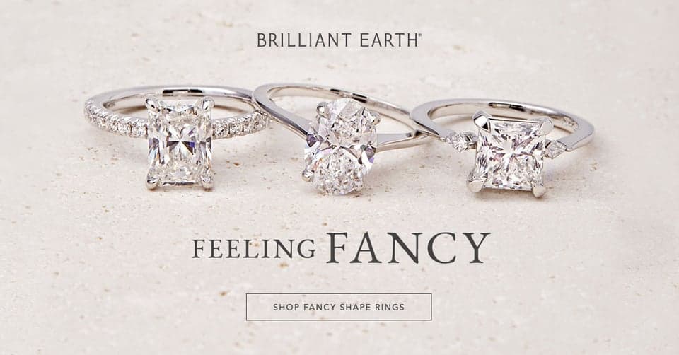 Responsible craftsmanship, uncompromising quality. Discover our collection of unique engagement rings.